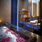Couples’ Suite Vitality Pool
